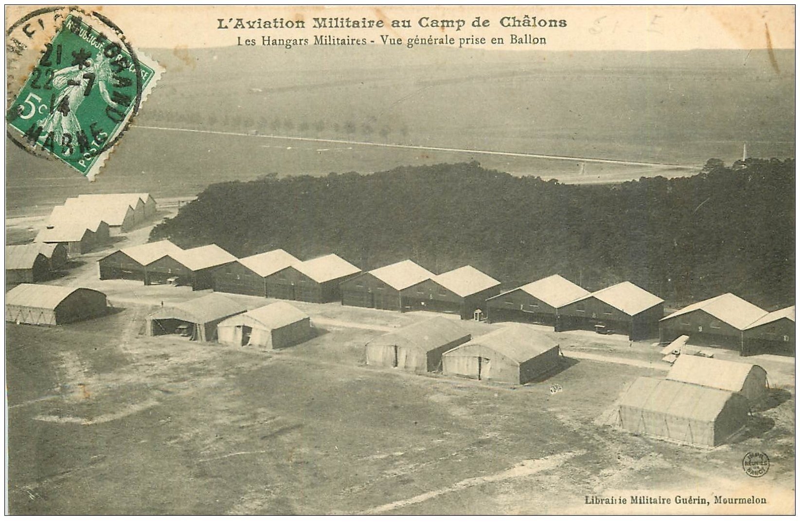 Camp De Chalons Mourmelon Aviation Hangars Militaires Pris En