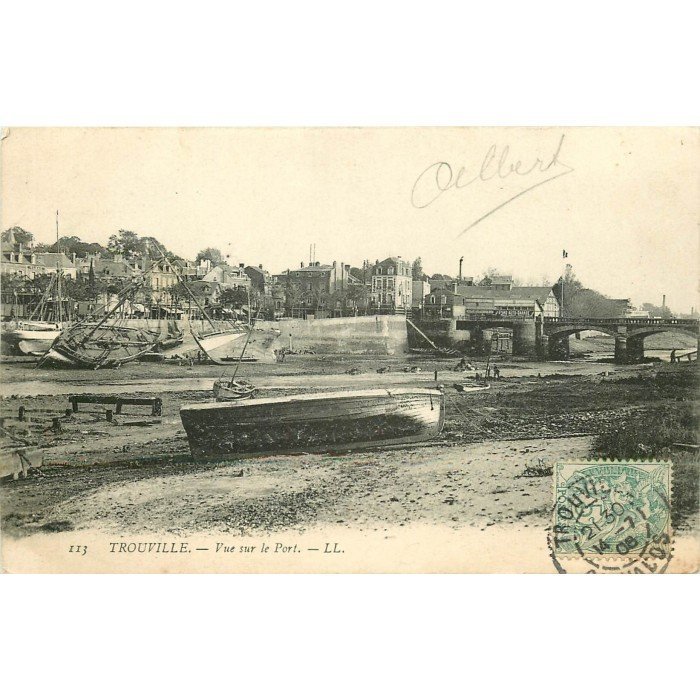 14 TROUVILLE Vue sur le Port 1905 Barques de Pêcheurs