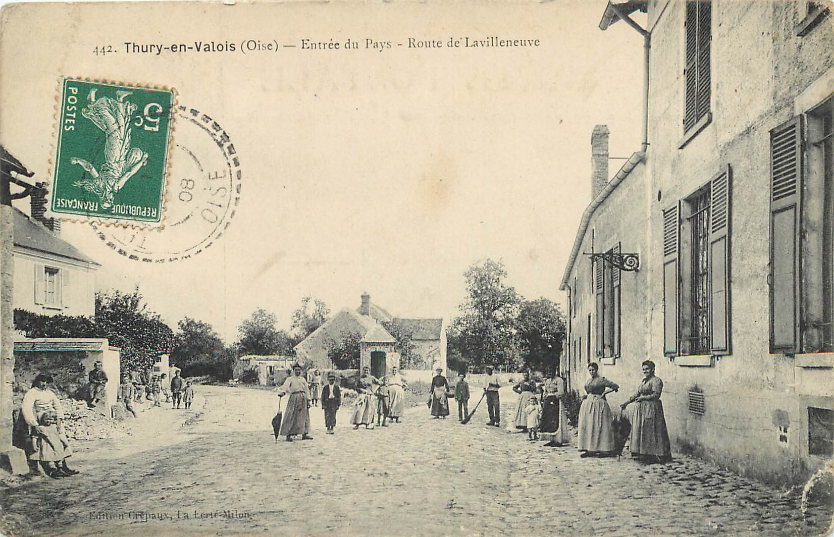 60 THURY EN VALOIS Entrée du Pays route de Lavilleneuve 1908