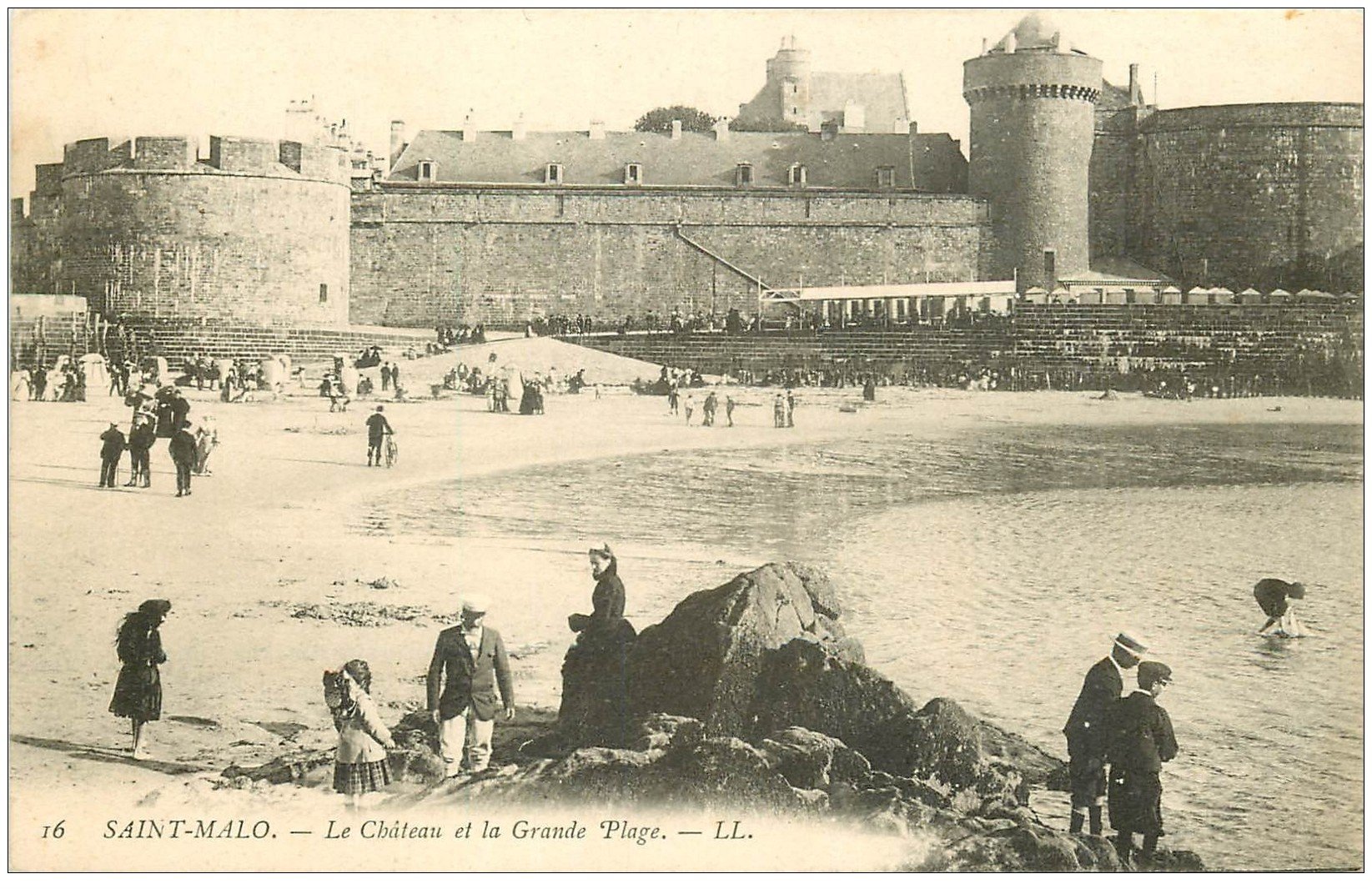 35 Saint Malo Château Grande Plage Vers 1900