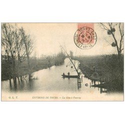 carte postale ancienne 37 VOUVRAY. Passeur en barque sur la Cisse 1905