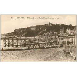 carte postale ancienne 76 LE HAVRE. La Plage Estacade et Bains Marie-Christine