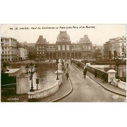 carte postale ancienne 76 LE HAVRE. Pont du Commerce, Place Jules Ferry et Bourse 1935. Carte émaillographie