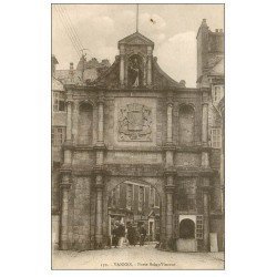 56 VANNES. Porte Saint-Vincent. Café de la Marine et Laiterie