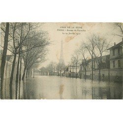 carte postale ancienne INONDATION ET CRUE DE PARIS 1910. Avenue de Versailles