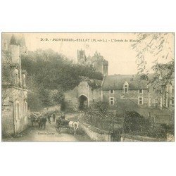 49 MONTREUIL-BELLAY. L'Entrée du Moulin 1920 Attelage sacs de farine