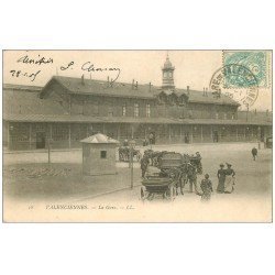 59 VALENCIENNES. Fiacres à la Gare 1905