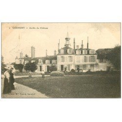 carte postale ancienne 58 GUERIGNY. Jardin du Château 1910