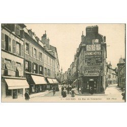 58 NEVERS. La Rue du Commerce 1915. Affiches Singer et Facteur en vélo