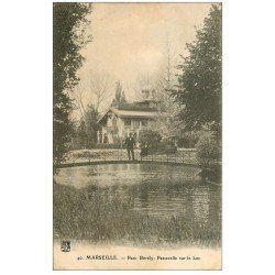 carte postale ancienne 13 MARSEILLE. Parc Borély. Passerelle sur le Lac . Moka Williot