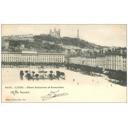 carte postale ancienne 69 LYON. Place Bellecour 1903