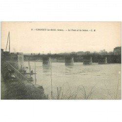 carte postale ancienne 94 CHOISY LE ROI. Le Pont avec Pêcheurs bord de Seine