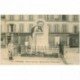 carte postale ancienne 92 SURESNES. Monument Zola Place Trarieux et Boucherie derrière