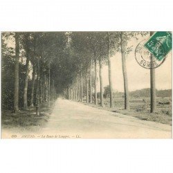 carte postale ancienne 80 AMIENS. La Route de Longpré 1918