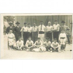 SPORTS. Groupe de Sportifs Lutteurs ou Pelote Basque ou autre... Photo carte postale