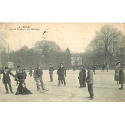 78 LE VESINET. Le Patinage sur le Lac de Croissy gelé 1912