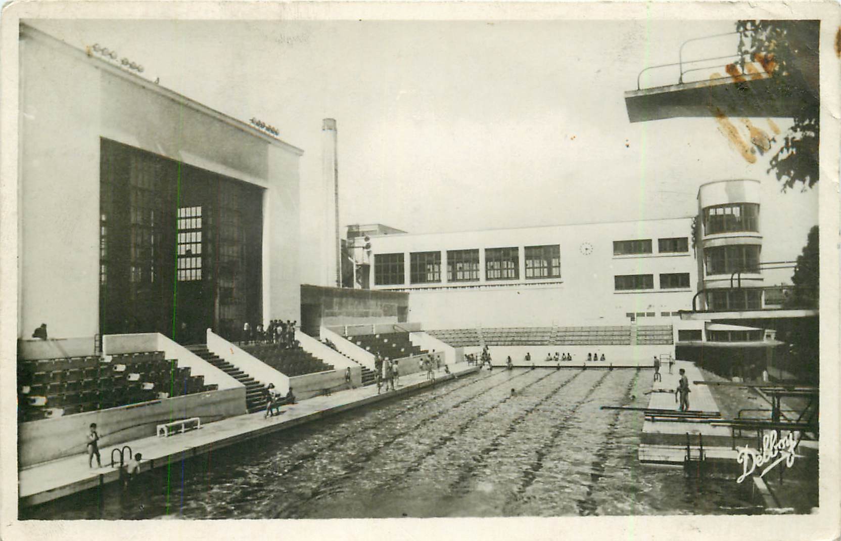 33 BORDEAUX. La Piscine Municipale 1947