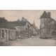 77 DONNEMARIE-EN-MONTOIS. Petite animation Porte de Provins 1921