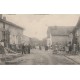 51 Hameau LA PLACARDELLE. Menuisiers et enfants rue de l'Egalité 1915