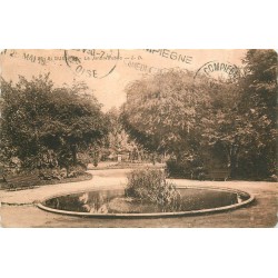02 SAINT-QUENTIN. Le Bassin du Jardin Public 1930