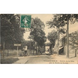 93 VILLEMOMBLE. Tacot "Lion Noir" et tramway à étage à l'Entrée de la Ville 1911