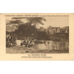 CENTRE AFRIQUE. Expédition Citroën, Passage d'une rivière dans le Mozambique 1927