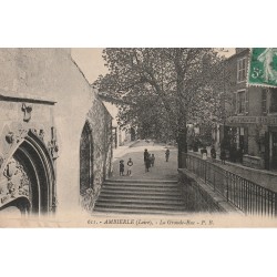 42 AMBIERLE. Café Forestier Menuisier sur la Grande Rue vers 1919