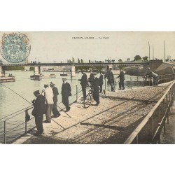 2 superbes cpa 94 CHOISY-LE-ROI. Pêcheurs près du Pont et le Marché & Mairie 1905-06