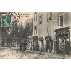 30 PONT-SAINT-ESPRIT. Commerces Viala et Ressaire sur Promenade du Nord 1911