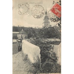 RARE 02 CHEZY-SUR-MARNE. Jeune Pêcheur sur le Pont 1919