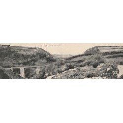 50 CAROLLES. Les Gorges et le Pont du Crapeux 1917 carte double panoramique 28 x 9 cm