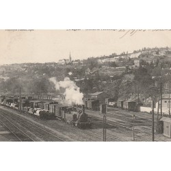47 AGEN. Train en Gare au Côteau de l'Ermitage 1903