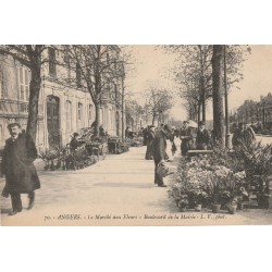 49 ANGERS. Le Marché aux Fleurs Boulevard de la Mairie 1906