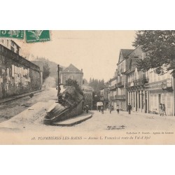 88 PLOMBIERES-LES-BAINS. Avenue L. Français et route du Val-d'Ajol 1912