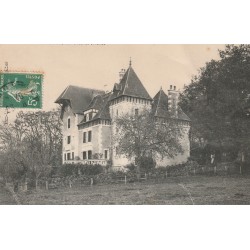 36 MARGOUX. Le Château par Oulches 1908