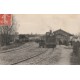 45 CHATILLON COLIGNY. La Gare animée avec train et locomotive 1917