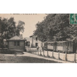 08 RETHEL. Wagon postale à la Gare du C.B.R 1910