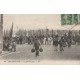 29 DOUARNENEZ. Le Quai du Port avec Pêcheurs et bateaux de Pêche 1913