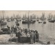 29 DOUARNENEZ. Le Grand Port avec bateaux et barques de Pêcheurs