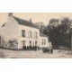 91 VILLIERS-LE-BÂCLE. Enfants devant la Mairie et Ecoles 1909