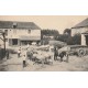 91 VILLIERS-LE-BÂCLE. Attelages de boeufs à l'intérieur de la Ferme