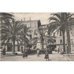 06 CANNES. Animation Square Brougham 1907