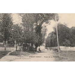 95 ERMONT-CERNAY. Attelage Place de la Fontaine