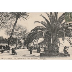 2 cpa 06 CANNES. Palmiers Place du Casino 1912 et yacht Ile de Lerins