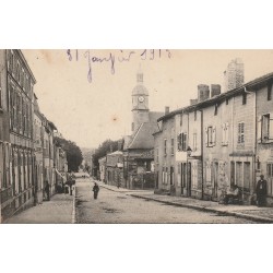 51 SAINTE-MENEHOULD. Eglise Rue de Floriou 1915