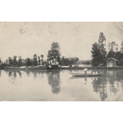 51 CONDE-SUR-MARNE. Le Port de Condé avec Péniche et Pêcheur sur barque 1931