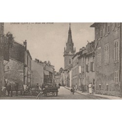 57 DIEUZE. Cheval de labour Rue du Prêle 1917