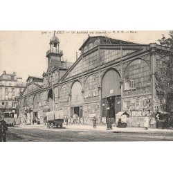 75003 PARIS. Le Marché ou Carreau du Temple vers 1900