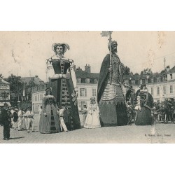 59 DOUAI. Cortège des Géants la Famille Gayant. Ed. Baron 1933