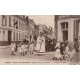 59 DOUAI. Marche des Géants. Binbin chérie des Enfants devant la Boulangerie Labiau Blondeau 1929